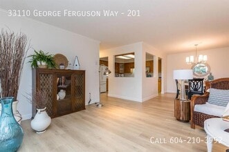 33110 George Ferguson Way in Abbotsford, BC - Building Photo - Building Photo