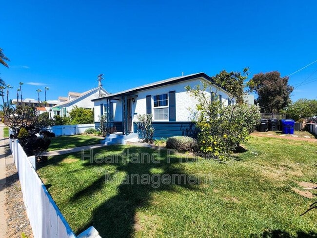 4103 Lamont St in San Diego, CA - Building Photo - Building Photo