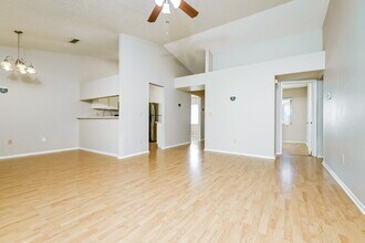 1310 Coolmont Dr in Brandon, FL - Building Photo - Building Photo