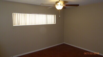 1845 S Barrington Ave, Unit 2 in Los Angeles, CA - Building Photo - Building Photo