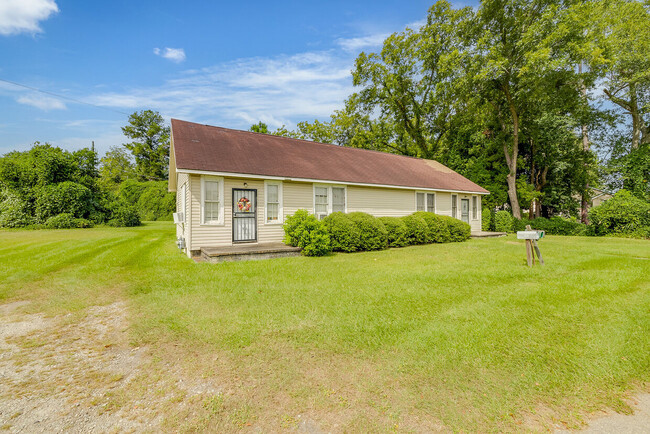 107 Railroad St in Statesboro, GA - Building Photo - Building Photo