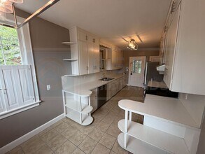 3925 Rosewood Dr in Columbia, SC - Building Photo - Building Photo