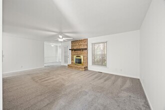 1167 Turkey Foot Rd in Lexington, KY - Building Photo - Building Photo