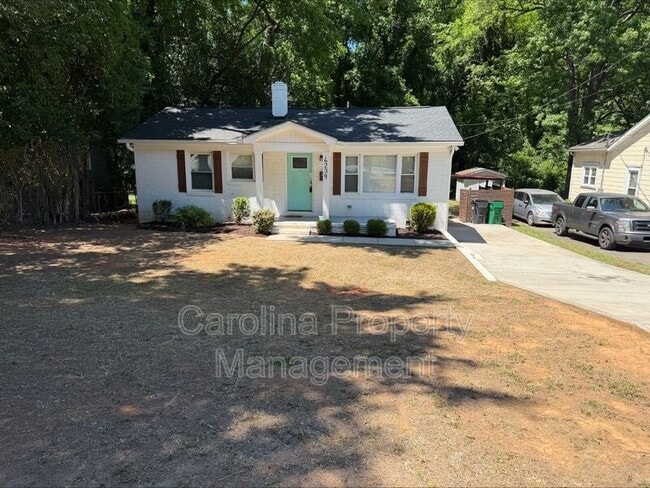 property at 4239 Dinglewood Ave