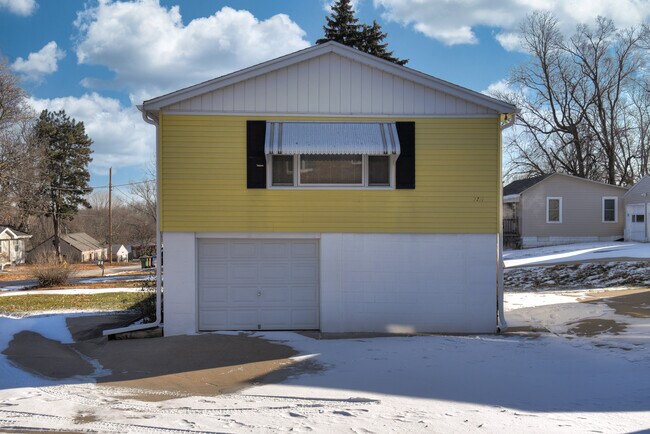 2721 Josephine St in Bellevue, NE - Building Photo - Building Photo