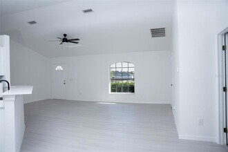 13700 SW 48th Ct in Ocala, FL - Building Photo - Building Photo