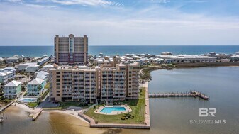 1516 Sandpiper Ln in Gulf Shores, AL - Building Photo