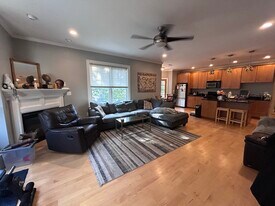 19 Bellflower St, Unit 4 in Boston, MA - Building Photo