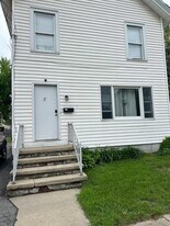 21 Gage Ave, Unit Charming Apartment in Glens Falls, NY - Building Photo