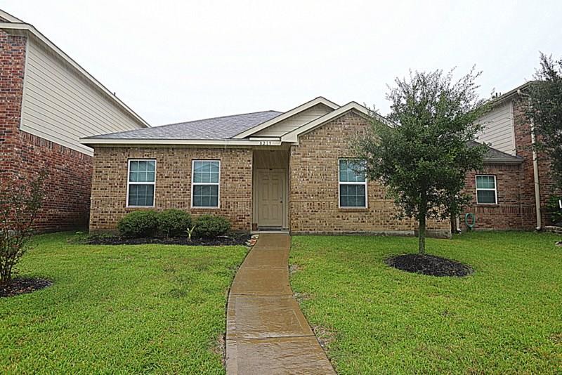 8219 Malago Point Dr in Cypress, TX - Foto de edificio