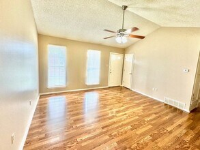 10190 Williford Dr in Olive Branch, MS - Building Photo - Building Photo