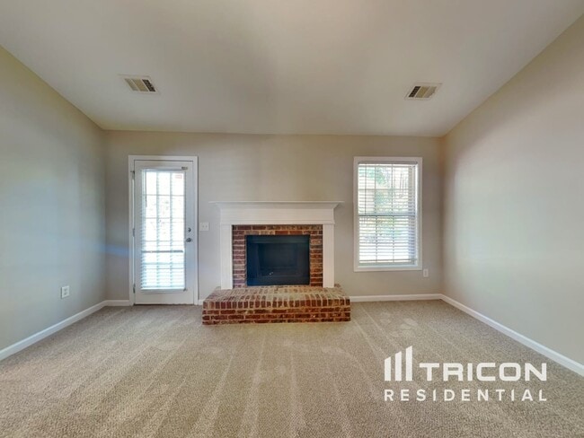 3210 Arbor Oaks Dr SW in Snellville, GA - Building Photo - Building Photo