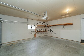 3870 McIntosh Dr NW in Rochester, MN - Building Photo - Building Photo