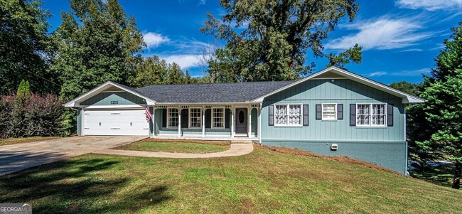 property at 5205 Corinth Cir
