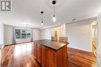 50 Whitlaw Way in Brant, ON - Building Photo - Building Photo