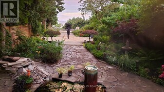 3 Dault Rd in Toronto, ON - Building Photo