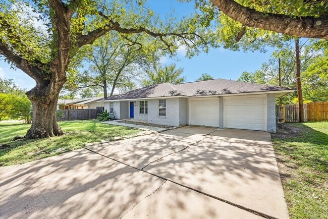 property at 5608 Cordell Ln