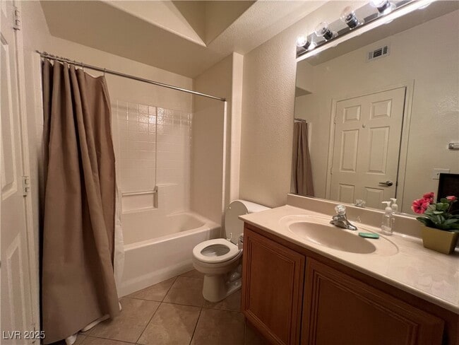 property at 7139 S Durango Dr