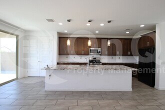 9117 W Sells Dr in Phoenix, AZ - Building Photo - Building Photo