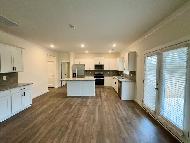 10811 Upland Dr in Apison, TN - Building Photo - Building Photo