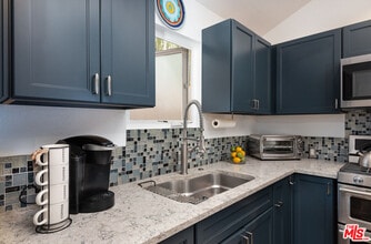 8308 Flight Ave in Los Angeles, CA - Building Photo - Building Photo