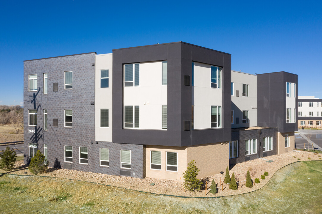 Modena Cherry Creek in Denver, CO - Foto de edificio