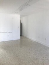82 NW 27th St in Miami, FL - Building Photo - Building Photo