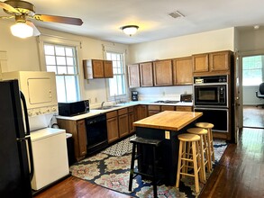 2427 Calhoun St, Unit 2427 Calhoun St #A-B in New Orleans, LA - Building Photo - Building Photo