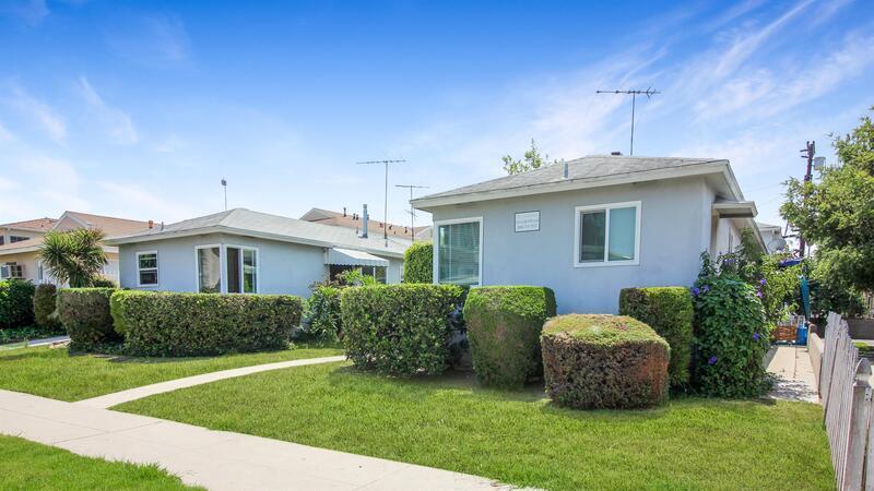 7016 Flight Ave in Los Angeles, CA - Building Photo