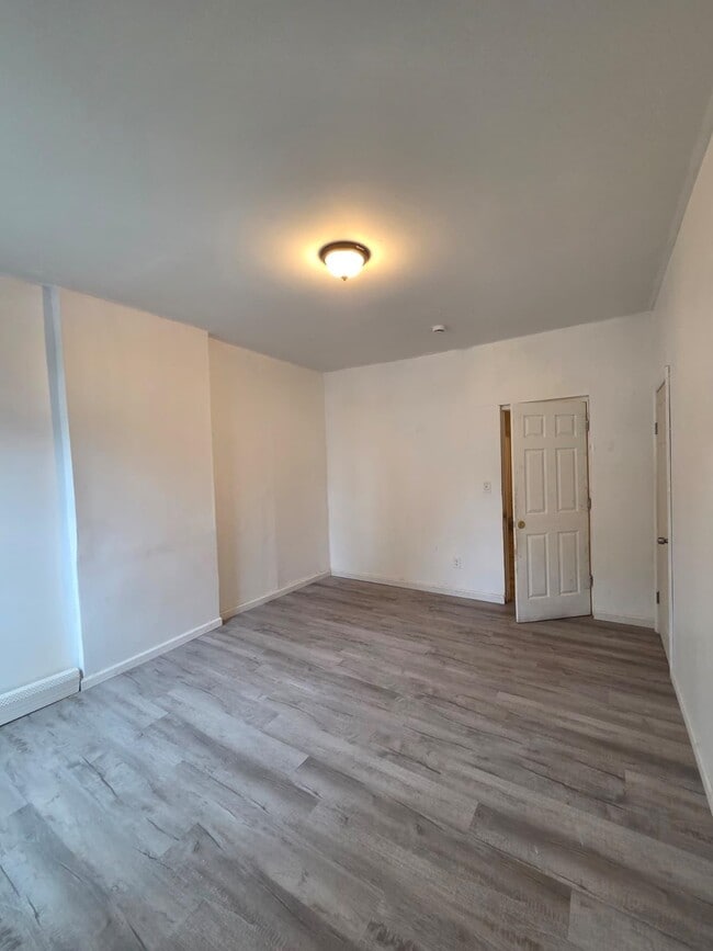 20 N 7th St in Paterson, NJ - Building Photo - Building Photo