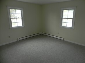 1-2 Girard St in Norwalk, CT - Building Photo - Building Photo