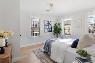 19 George St in Somerville, MA - Building Photo