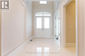 119 Jay St in Toronto, ON - Building Photo - Building Photo