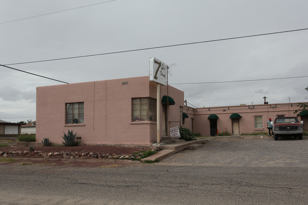 175 W 7th St in Truth Or Consequences, NM - Building Photo