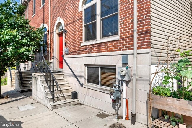 property at 156 Carson St