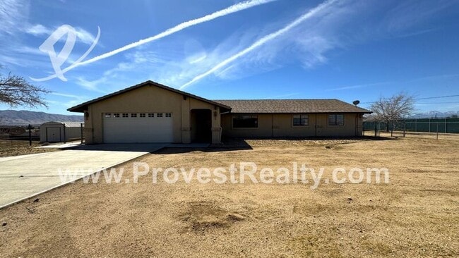 17771 Darwin St in Hesperia, CA - Building Photo - Building Photo