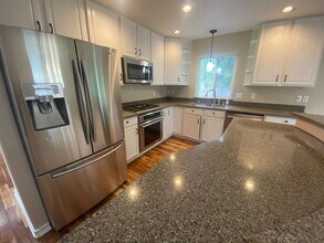 20207 Revere Cir in Anchorage, AK - Building Photo - Building Photo