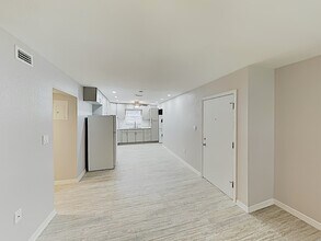 525 Conway Rd, Unit Apt 91 in Orlando, FL - Building Photo - Building Photo