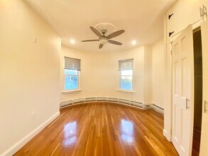 45 School St, Unit 3 in Boston, MA - Building Photo - Building Photo