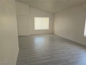 2468 Vía De Milano in Henderson, NV - Building Photo - Building Photo