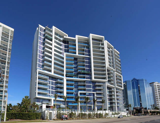 VUE Sarasota Bay in Sarasota, FL - Foto de edificio - Building Photo