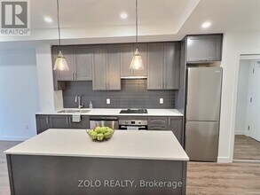 461 Green Rd in Hamilton, ON - Building Photo - Building Photo