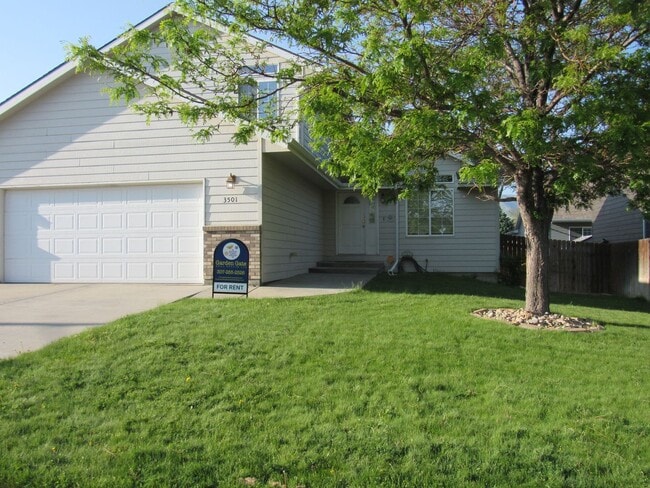 property at 3501 Aspen Ln