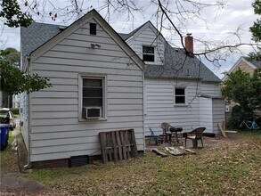 5905 Hampton Blvd in Norfolk, VA - Foto de edificio - Building Photo