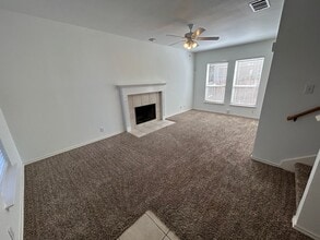 166 Red Hawk Ridge in San Antonio, TX - Building Photo - Building Photo