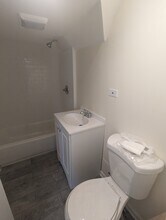 7042 S Kimbark Ave, Unit 3 in Chicago, IL - Foto de edificio - Building Photo