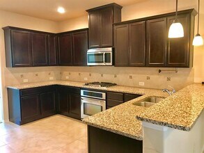 216 Rugby Ln in McKinney, TX - Building Photo - Building Photo