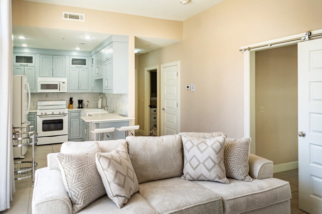 212 SE A St in Bentonville, AR - Building Photo
