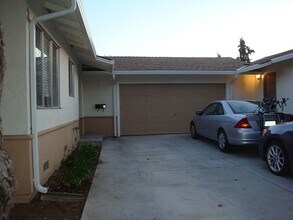 1815 Higdon Ave, Unit 1 in Mountain View, CA - Building Photo - Building Photo
