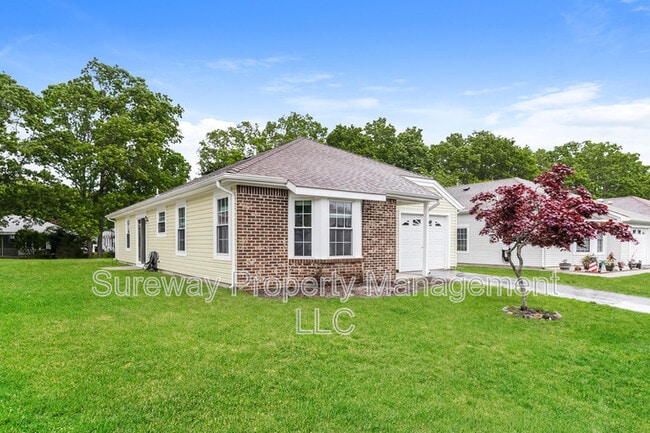 16 Dogwood Dr in Barnegat Township, NJ - Building Photo - Building Photo